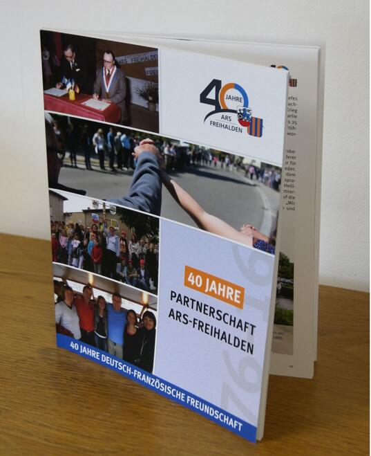 Deutsch-französische Freundschaft zwischen Freihalden und Ars auf 102 werbefreien Seiten